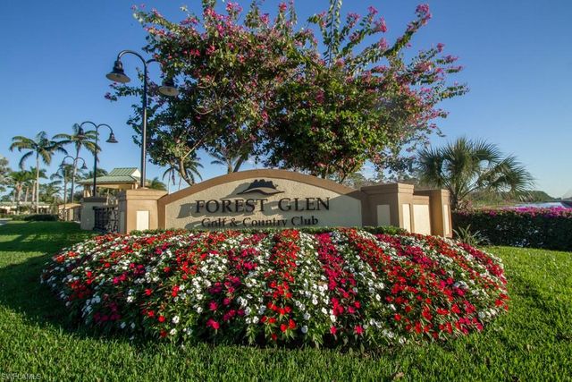 3977 Bishopwood CT E 206, Naples, FL 34114