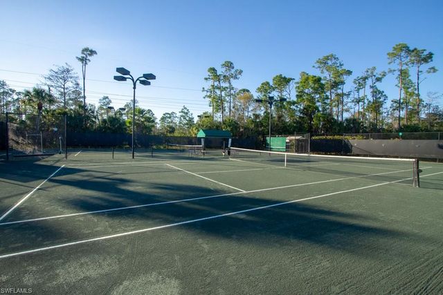 3977 Bishopwood CT E 206, Naples, FL 34114