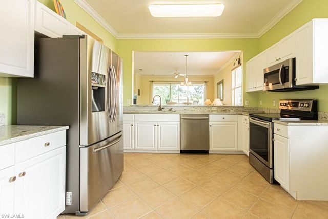3977 Bishopwood CT E 206, Naples, FL 34114