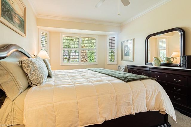 3977 Bishopwood CT E 206, Naples, FL 34114