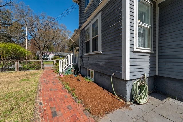 25 Call St, Billerica, MA 01862