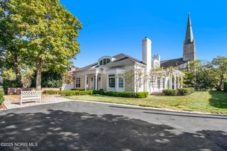 145 E Front Street, Perrysburg, OH 43551