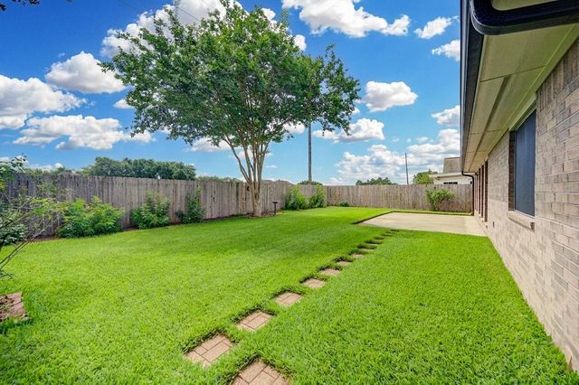 3309 Keithwood Circle E, Pearland, TX 77584