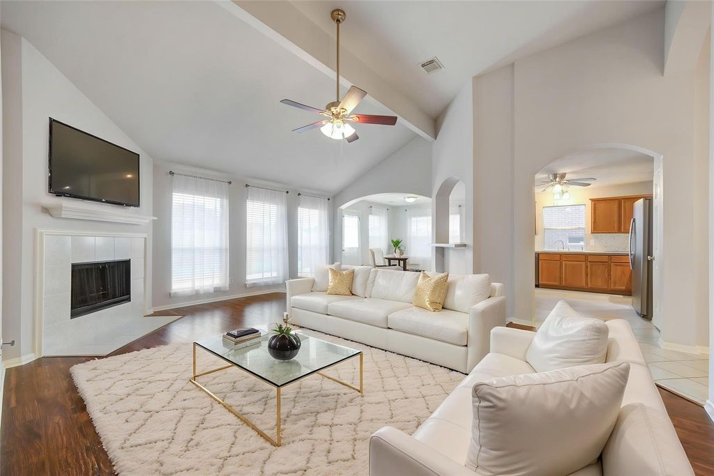 3309 Keithwood Circle E, Pearland, TX 77584