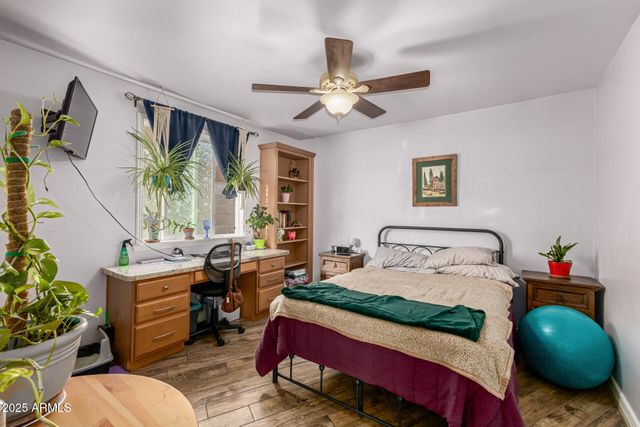 8834 W OSBORN Road, Phoenix, AZ 85037