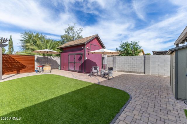 8834 W OSBORN Road, Phoenix, AZ 85037