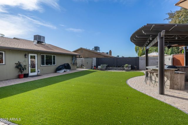 8834 W OSBORN Road, Phoenix, AZ 85037