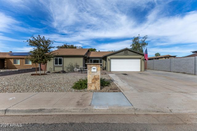 8834 W OSBORN Road, Phoenix, AZ 85037