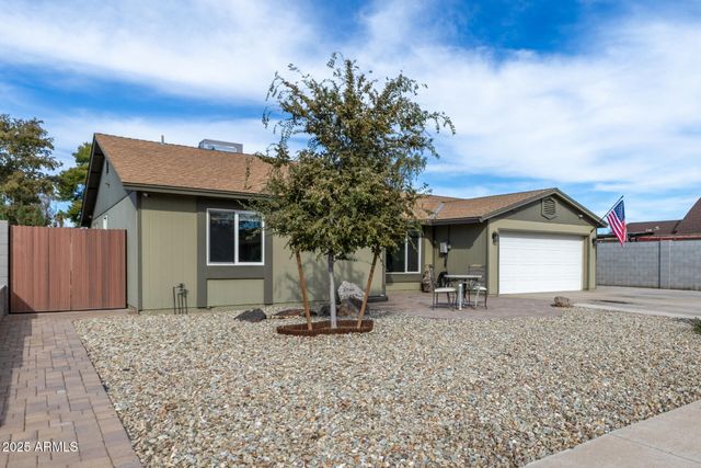 8834 W OSBORN Road, Phoenix, AZ 85037