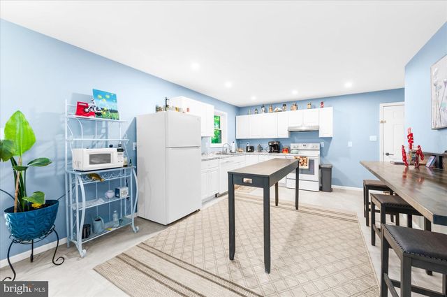2531 TULIP LN, Feasterville Trevose, PA 19053
