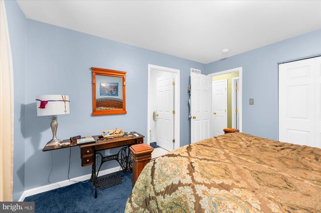 2531 TULIP LN, Feasterville Trevose, PA 19053