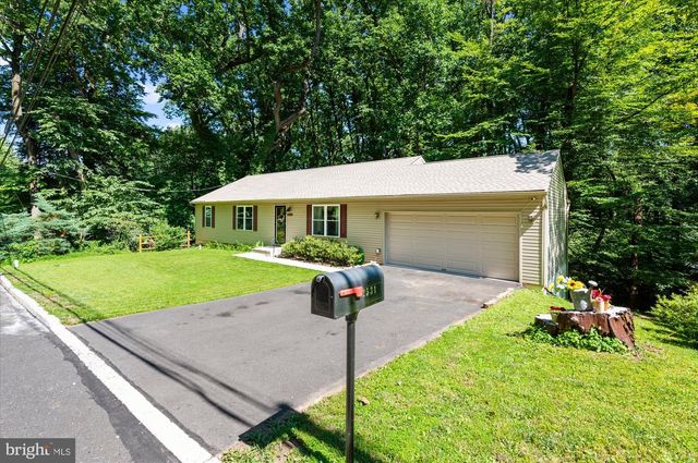 2531 TULIP LN, Feasterville Trevose, PA 19053