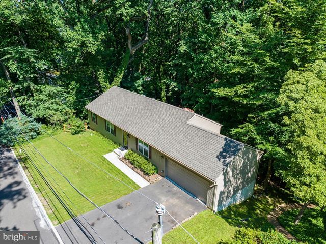 2531 TULIP LN, Feasterville Trevose, PA 19053