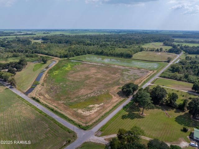 000 Waxwing And Dove Road, Abbeville, LA 70510