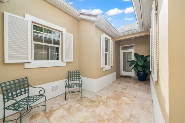 1255 Saint Georges Lane, Vero Beach, FL 32967