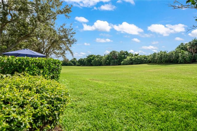 1255 Saint Georges Lane, Vero Beach, FL 32967