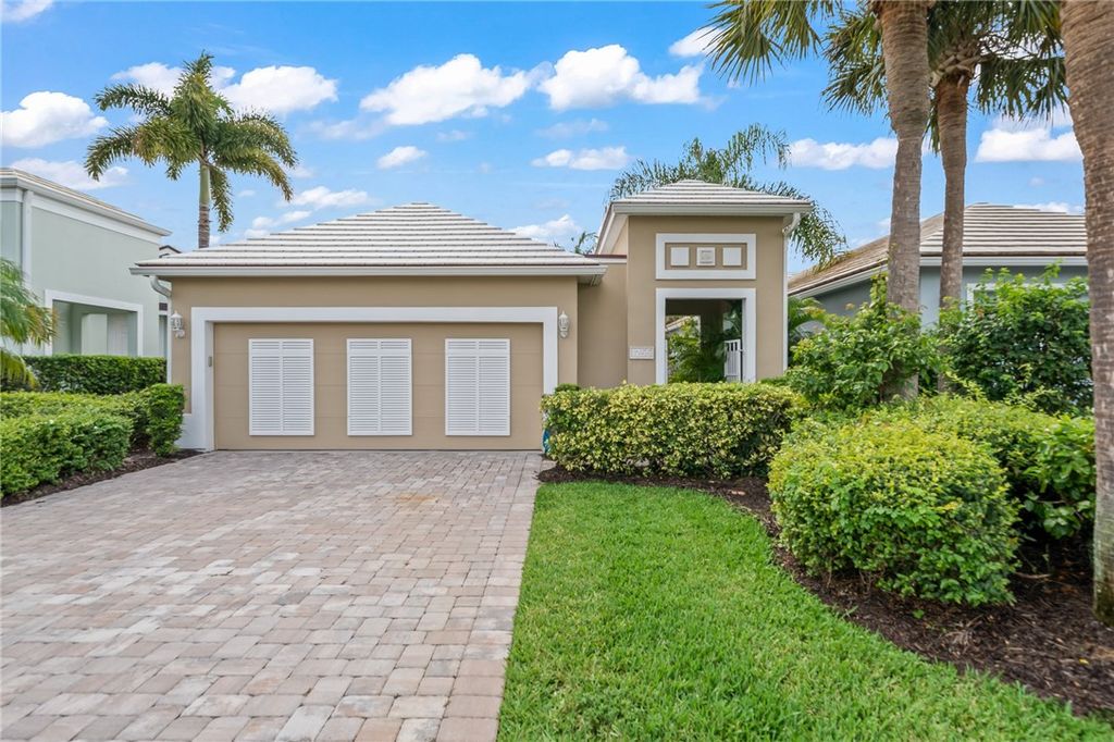 1255 Saint Georges Lane, Vero Beach, FL 32967