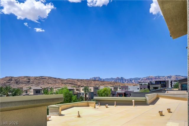 1253 Cloud Tower Street 102, Las Vegas, NV 89135