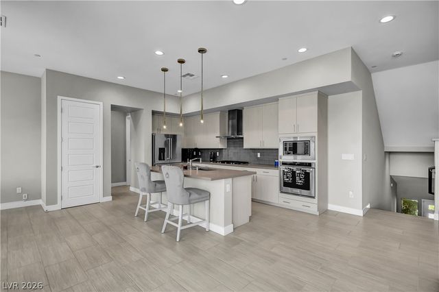 1253 Cloud Tower Street 102, Las Vegas, NV 89135
