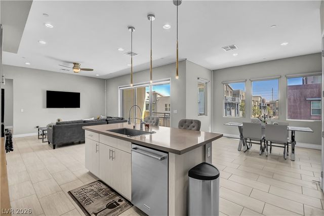 1253 Cloud Tower Street 102, Las Vegas, NV 89135