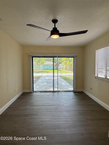 435 Consolata Avenue NW, Palm Bay, FL 32907