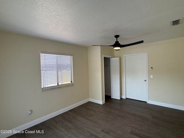 435 Consolata Avenue NW, Palm Bay, FL 32907