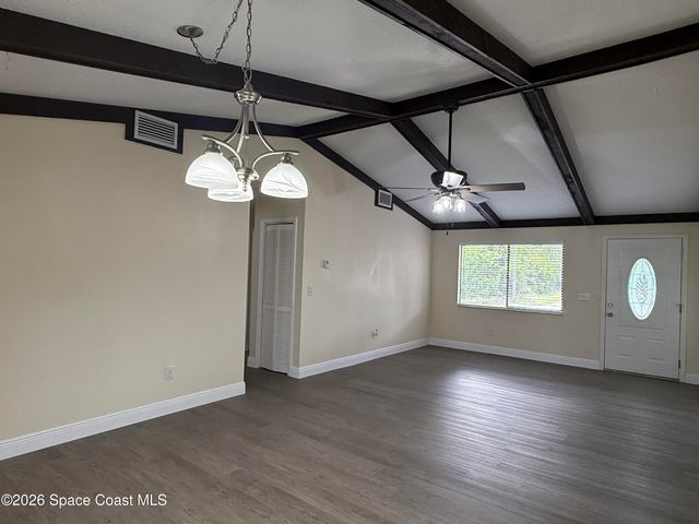 435 Consolata Avenue NW, Palm Bay, FL 32907