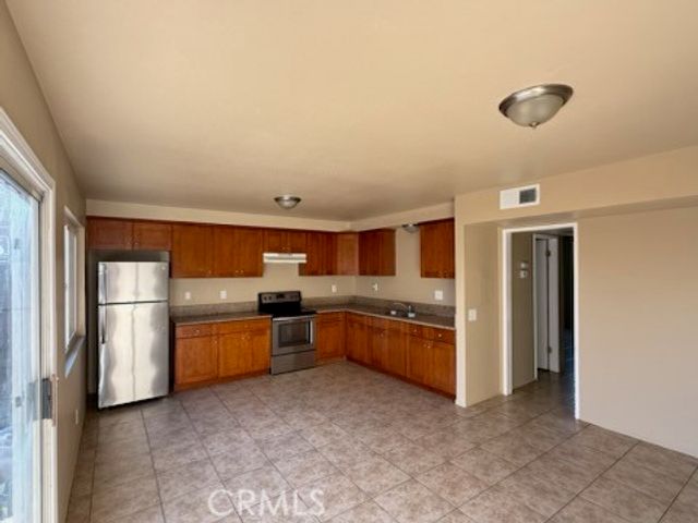 249 E Jackson C, Rialto, CA 92376