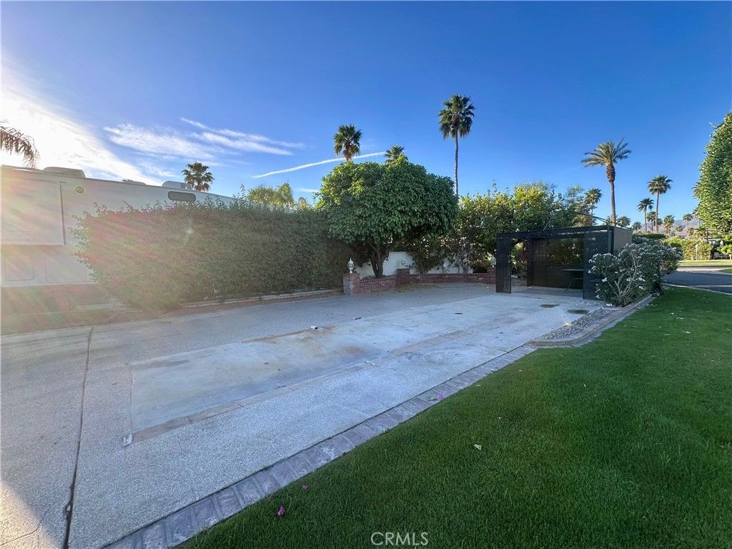 Image 4 of property listing at 69411 Ramon Road, Cathedral City, CA 92234