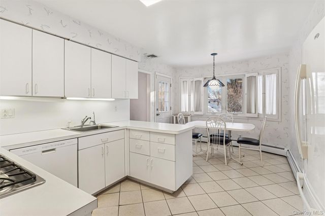 1864 Cynthia Lane, Merrick, NY 11566