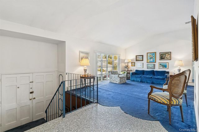 1864 Cynthia Lane, Merrick, NY 11566