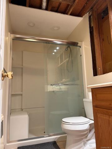 499 Old Country Road, Deer Park, NY 11729