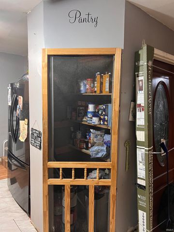 1425 Delmar Avenue, Evansville, IN 47712