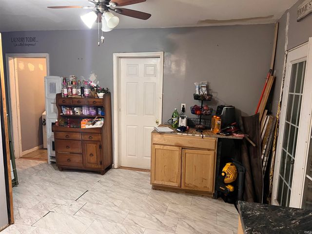 1425 Delmar Avenue, Evansville, IN 47712