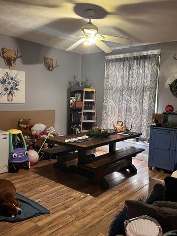 1425 Delmar Avenue, Evansville, IN 47712