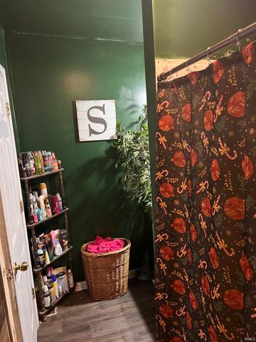 1425 Delmar Avenue, Evansville, IN 47712