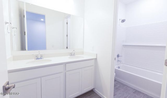 21728 E Crest Avenue, Red Rock, AZ 85145