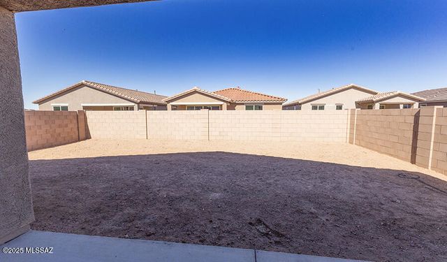 21728 E Crest Avenue, Red Rock, AZ 85145