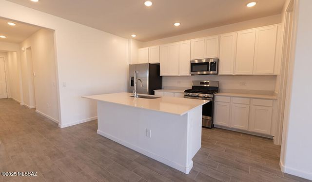 21728 E Crest Avenue, Red Rock, AZ 85145