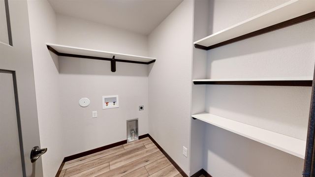 197 DORCHESTER AVE, Box Elder, SD 57719