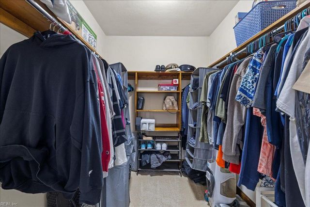 719 Montebello CIR, Chesapeake, VA 23322