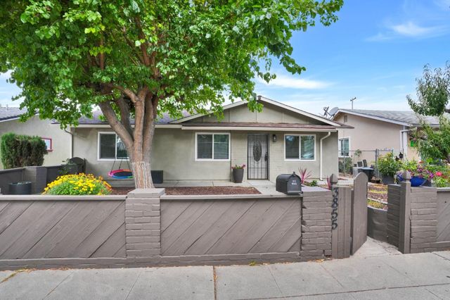 3855 KAUAI Drive, San Jose, CA 95111