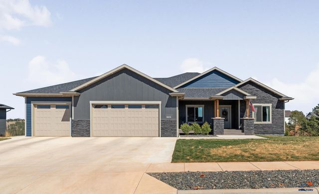 5816 CLOUD PEAK DR, Rapid City, SD 57702