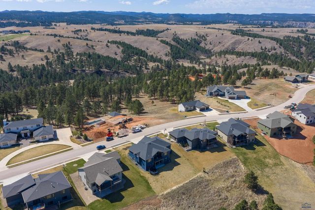 5816 CLOUD PEAK DR, Rapid City, SD 57702