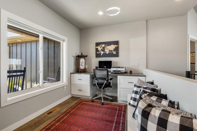 5816 CLOUD PEAK DR, Rapid City, SD 57702