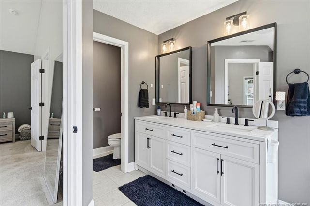 258 River Birch Lane, Raeford, NC 28376