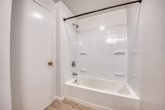 126-128 Railroad St, Monongahela, PA 15063