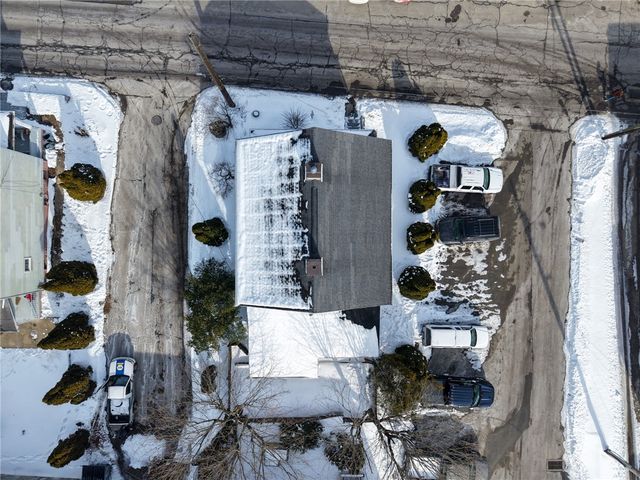 126-128 Railroad St, Monongahela, PA 15063