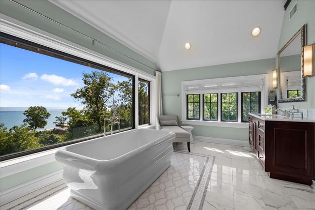 117 Belle Avenue, Highland Park, IL 60035