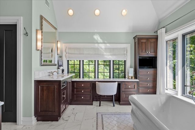 117 Belle Avenue, Highland Park, IL 60035